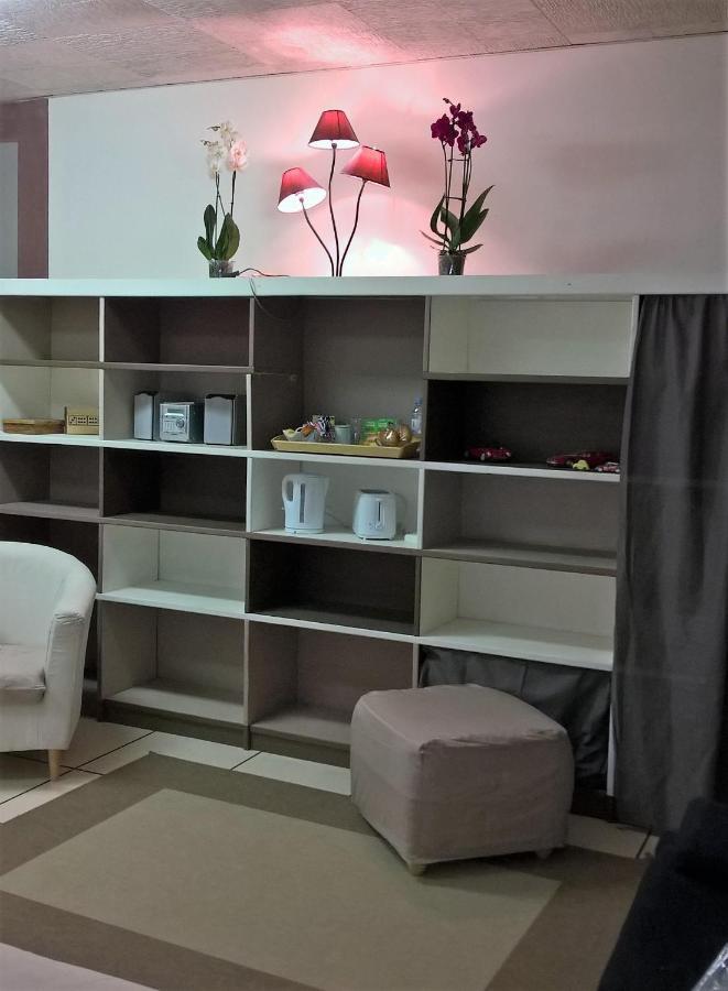 Saint-Jean-de-Cornies Chez Naomi B&B 외부 사진